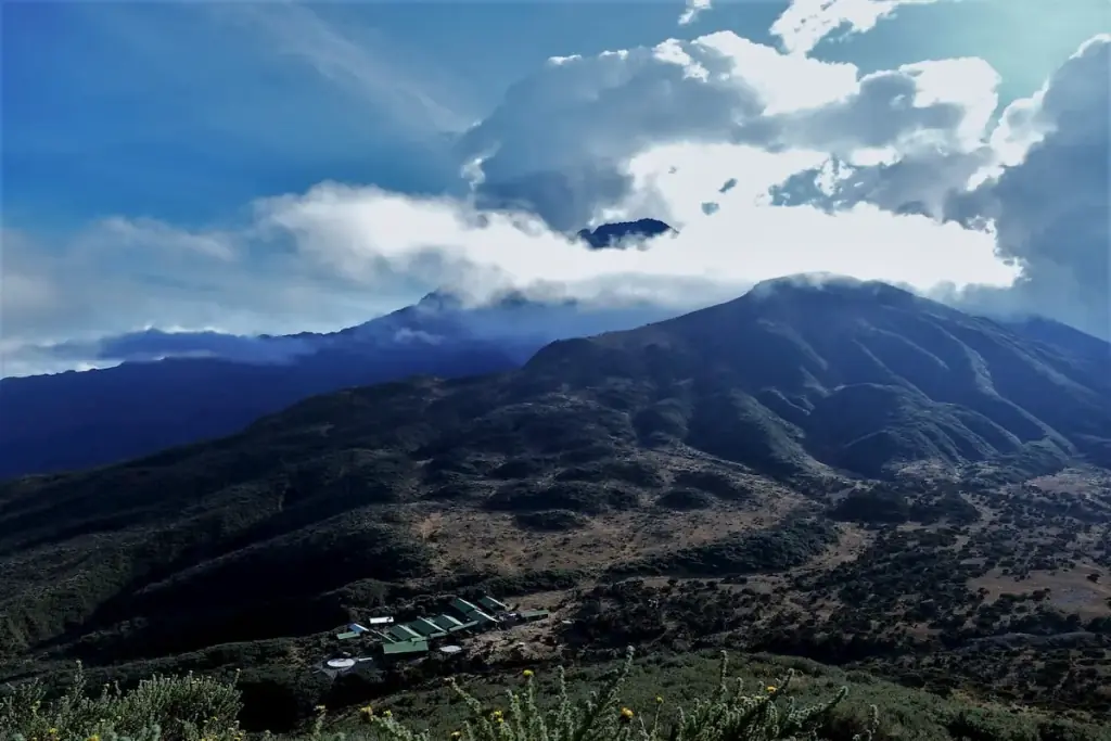 3 days mount meru climbing three days meru trekking